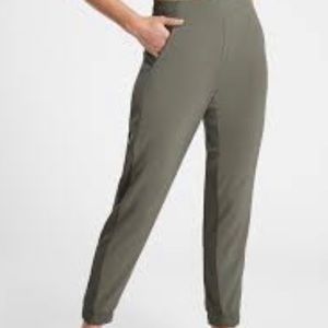 Athleta Brooklyn Jogger size 14